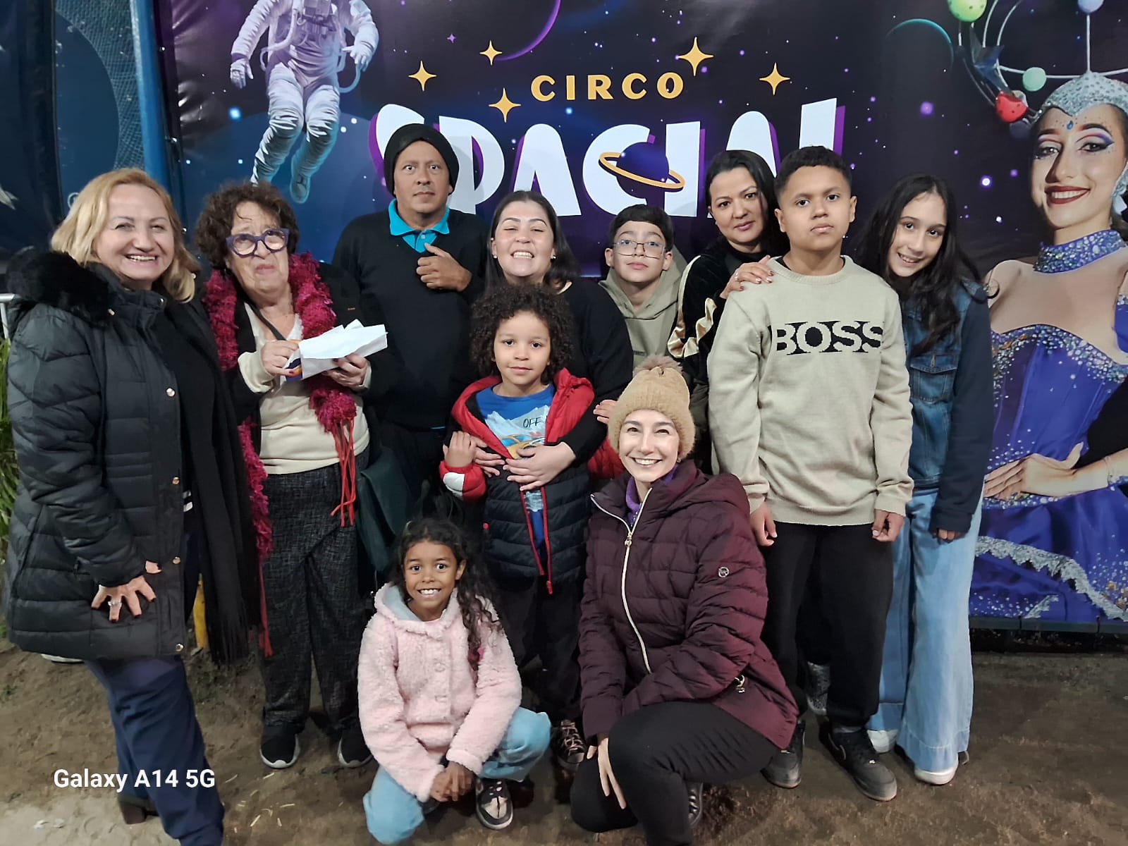 UMA VIAGEM FANTÁSTICA PELO CIRCO SPACIAL – por ROSE MARIA CORRÊA